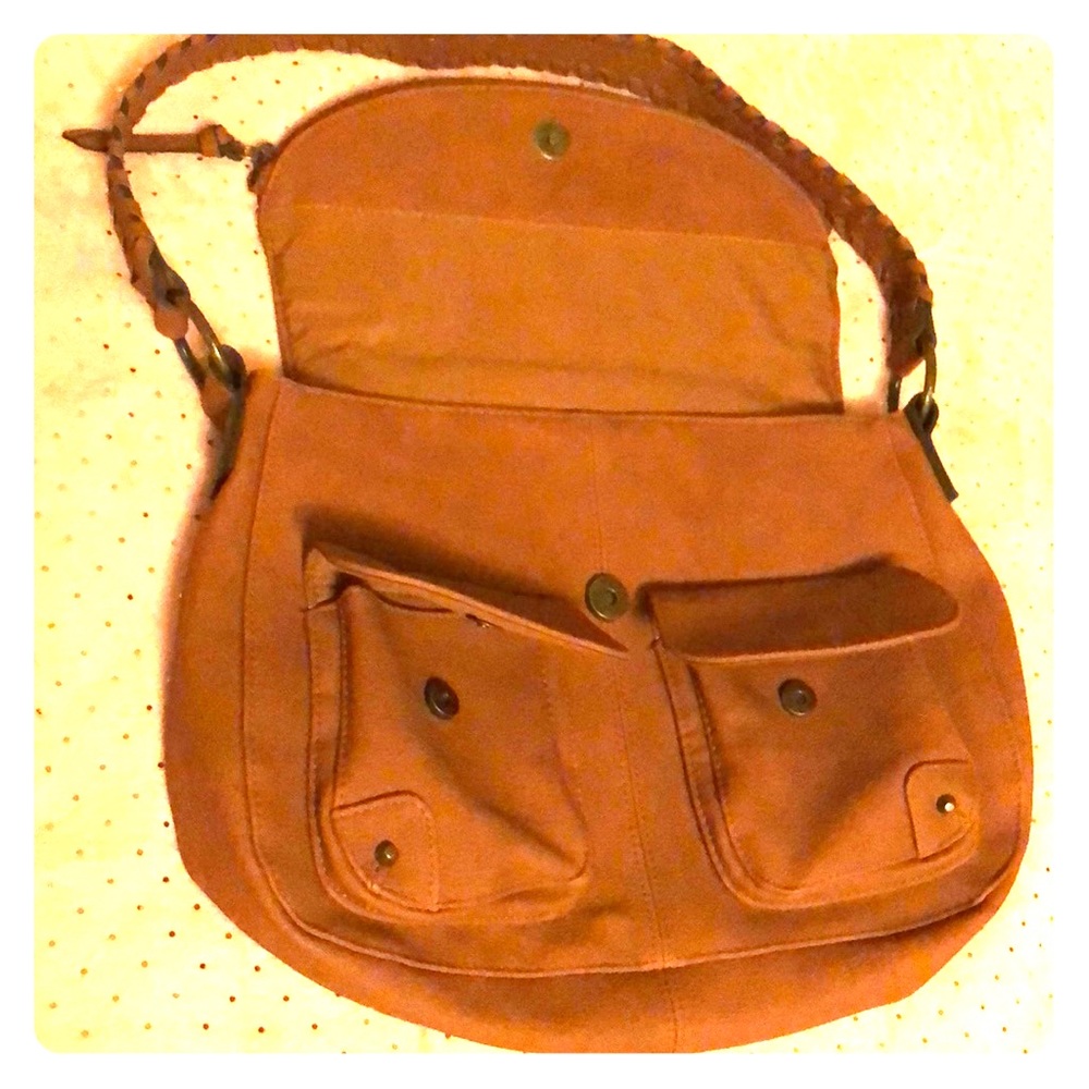 A medium sized purse